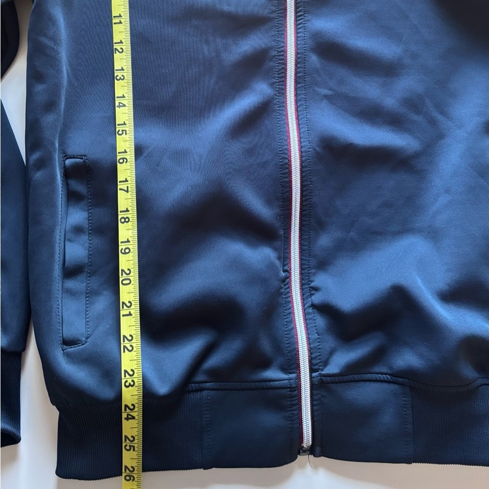 XIOS SUIT - Picture 15 of 16
